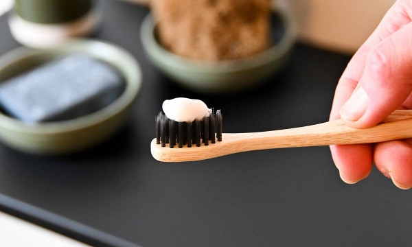 Врач предупредила об опасном свойстве зубной пасты